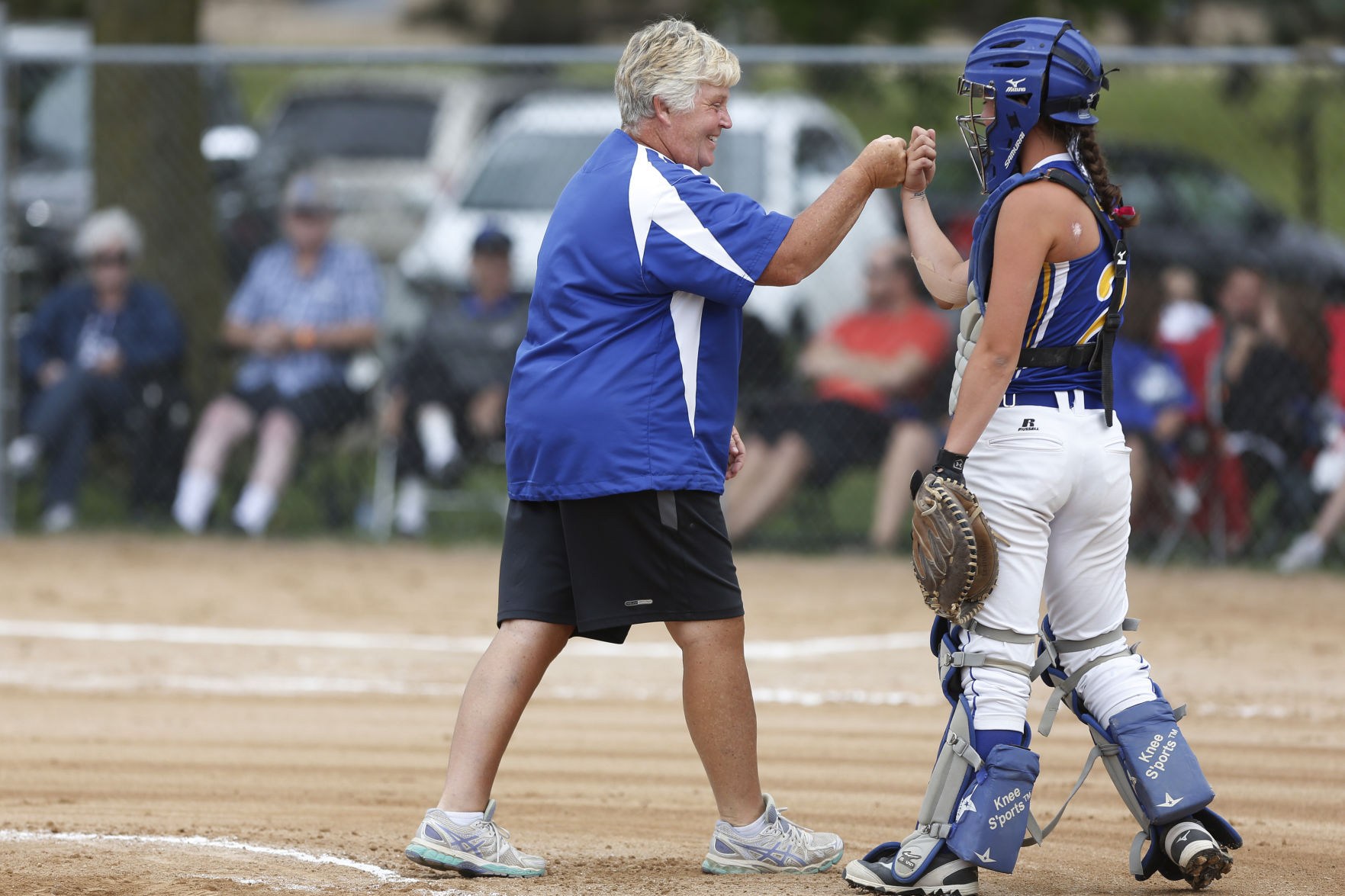 070216mp-Don-Bosco-softball-tourney-9